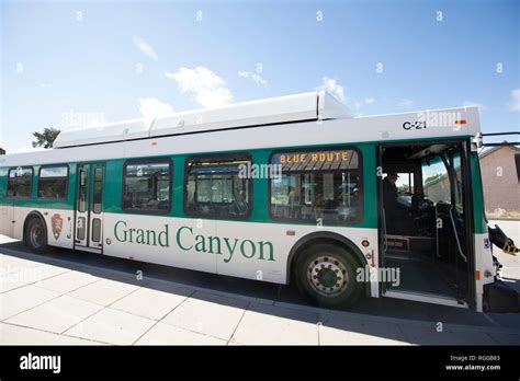 grandcanyonbybus.com